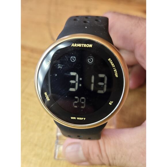 Armitron Sport Quartz Fitness Watch with Silicone Strap Black 22 Model 40/842! - Picture 1 of 9